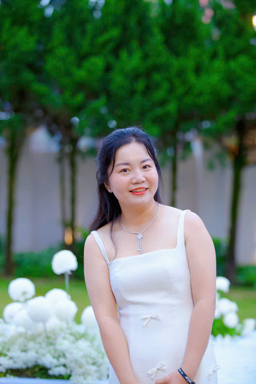 Chân dung Lê Thị Nhung — người sáng lập Hàng Việt Sang Mỹ